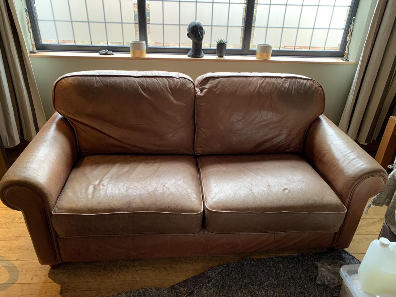 phục hồi sofa da thật - Renni