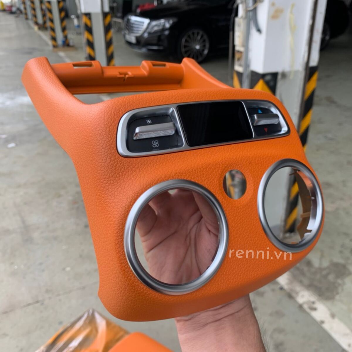 Đổi màu nhựa nhám — RENNI