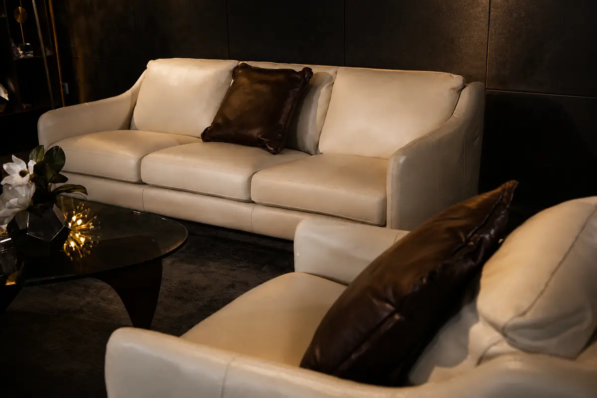 Phục hồi ghế sofa da